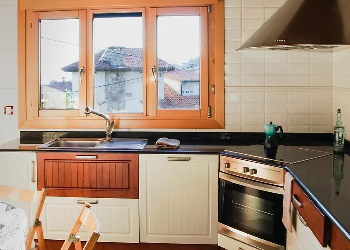 Holiday home La Jarocha, Casa Con Vistas Al Mar En Pechon